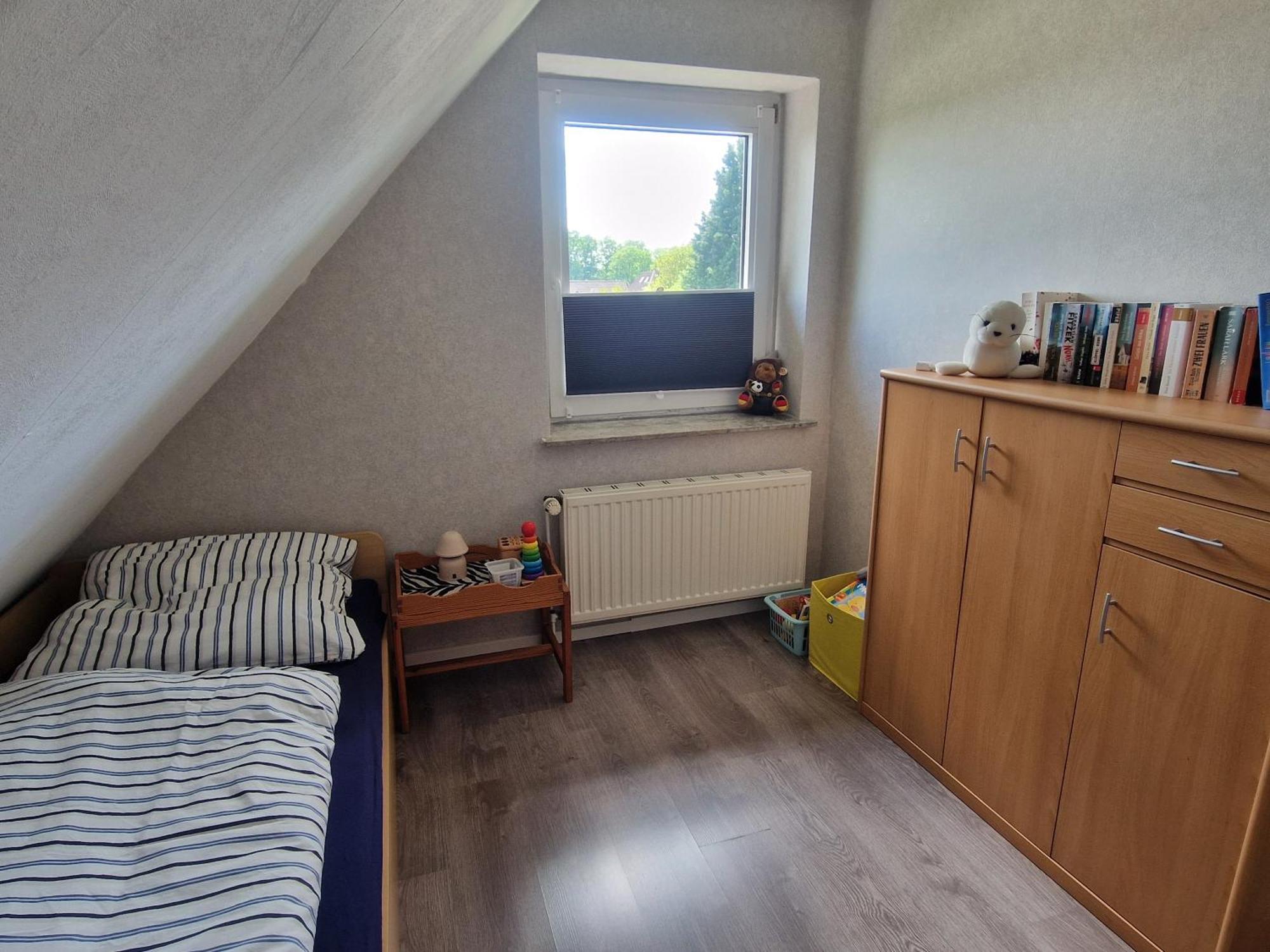Gemuetliche 3-zimmer-wohnung, Zentral Gelegen Apartment *